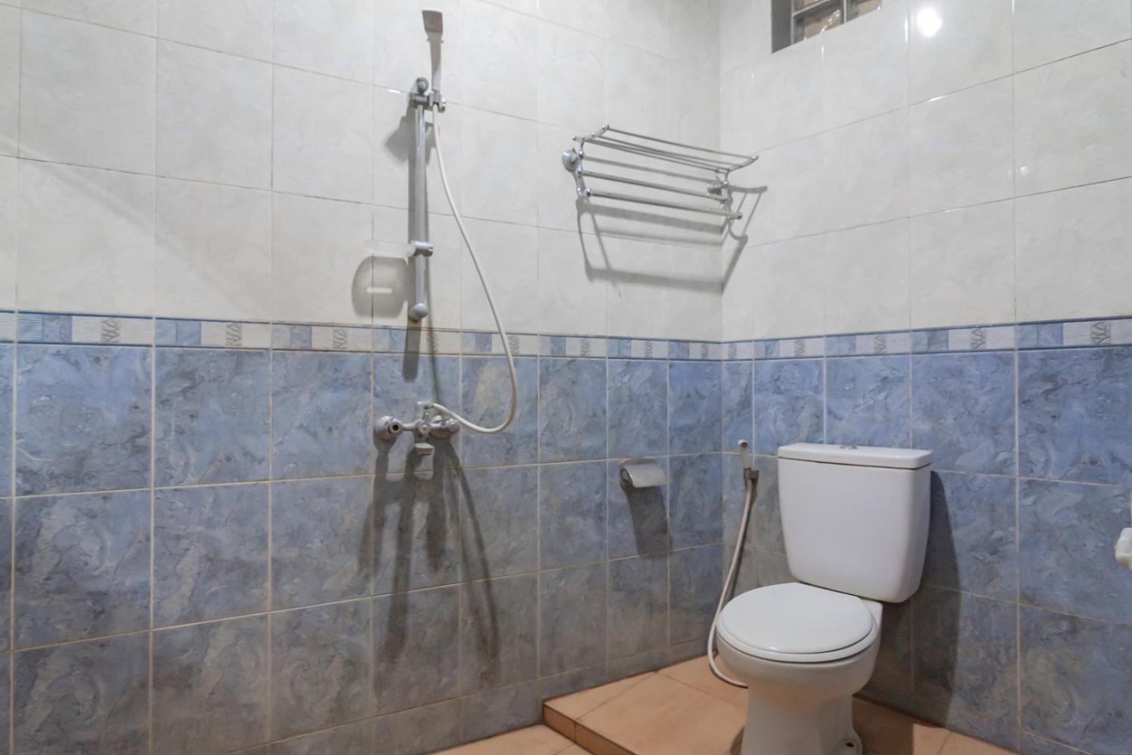 Hotel Oyo 2706 Lodaya Syariah 2*